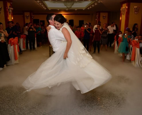 Danse Tous Styles ouverture de bal de mariage cours de danse 495x400 1 - Danse Tous Styles